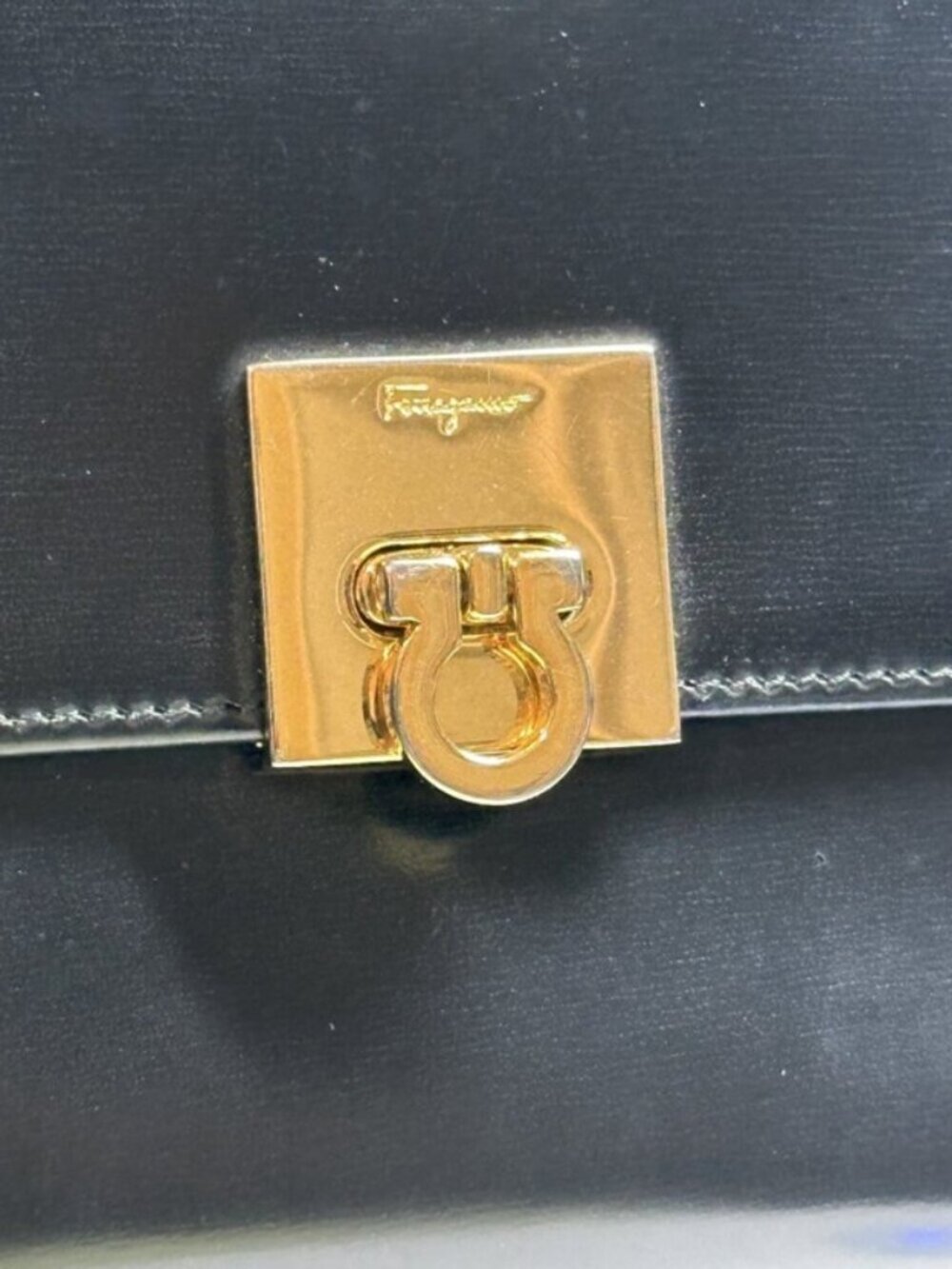 SALVATORE FERRAGAMO Gancini Mini Tri Fold Smooth Leather Wallet Black - Picture 2 of 16